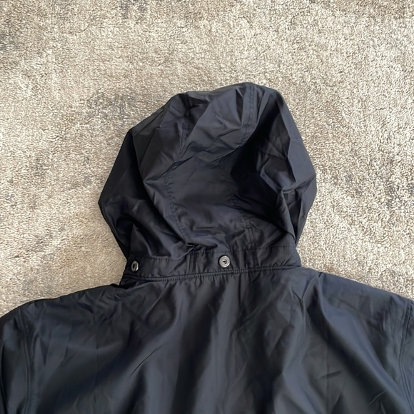 Under Armour kids’ jacket with rollaway hood size YLG - Picture 7 of 10